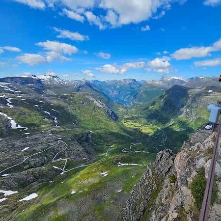 아파트 Quiet Valley Tomrefjord *